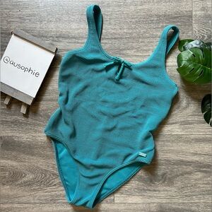 Roxy juniors’ ribbed one piece teal swimsuit
